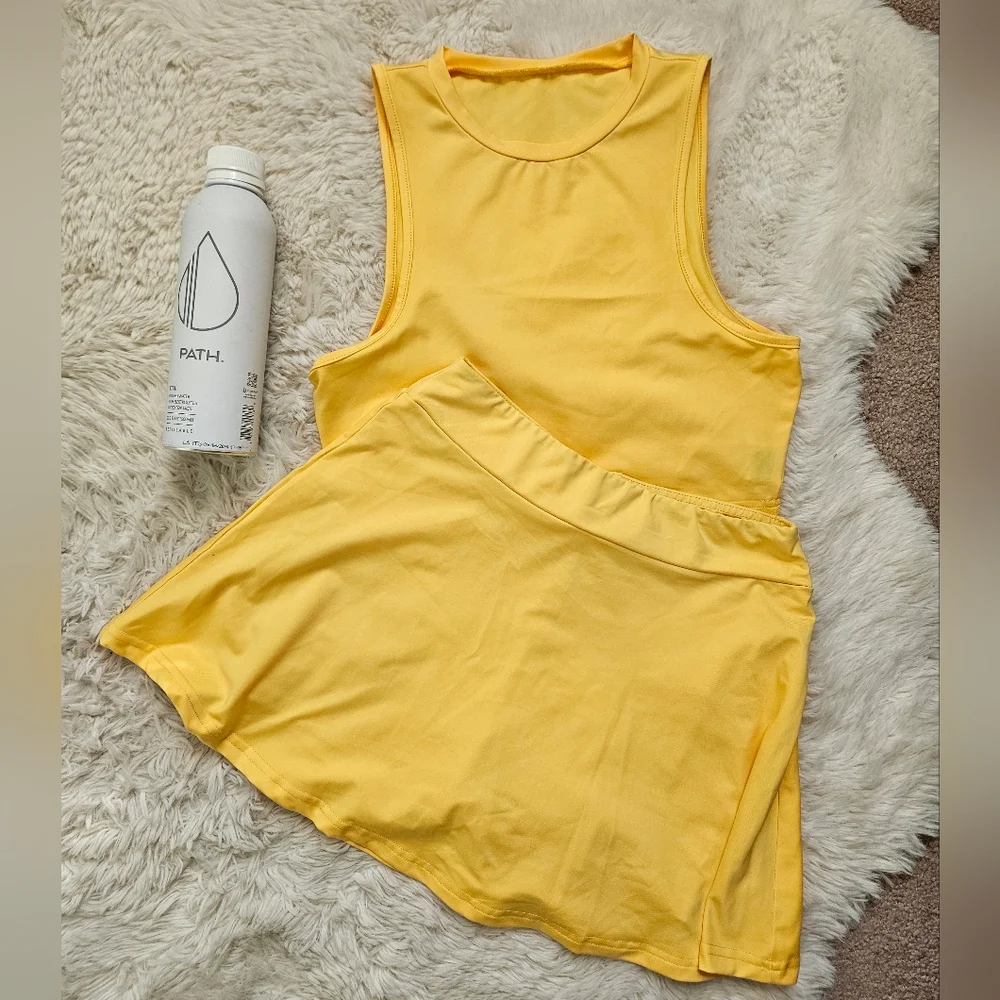 N/A bright yellow